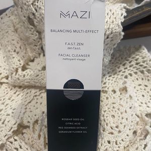 Mazi facial Cleanser